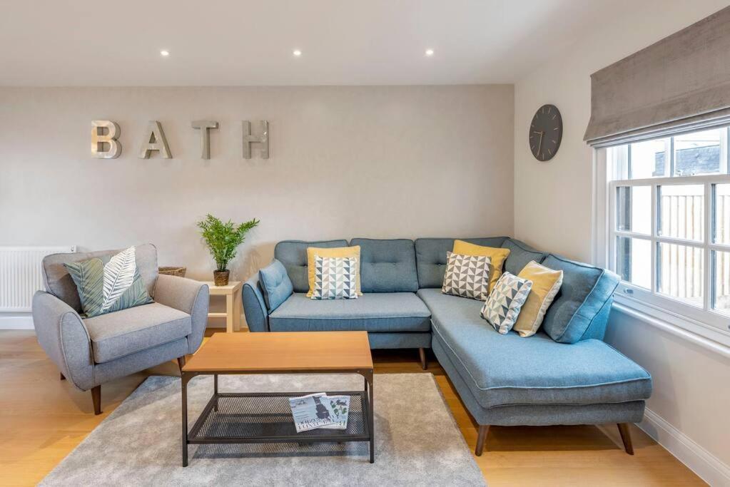 Fantastic 3-Bed House With Parking Villa Bath Exteriör bild